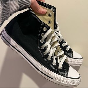 Women Black Converse